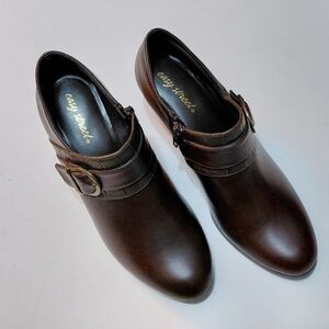 EASY STREET Women's  Della Brown Ankle  Bootie   Size 9.5M